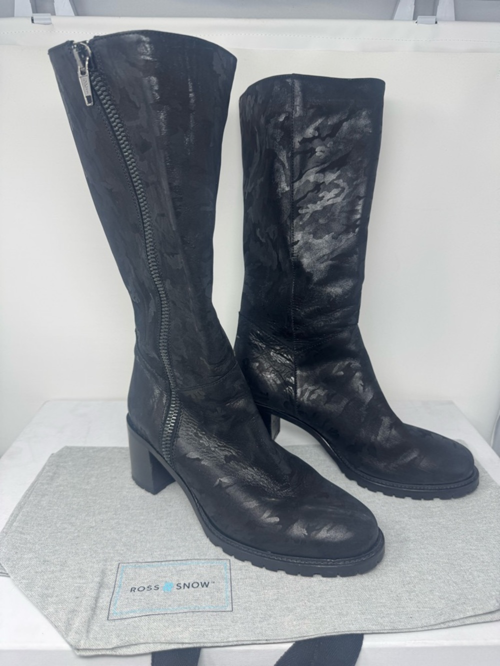 Ross and Snow Made in Italy Black Mid-Calf Zipper Block Heel Boots - Women